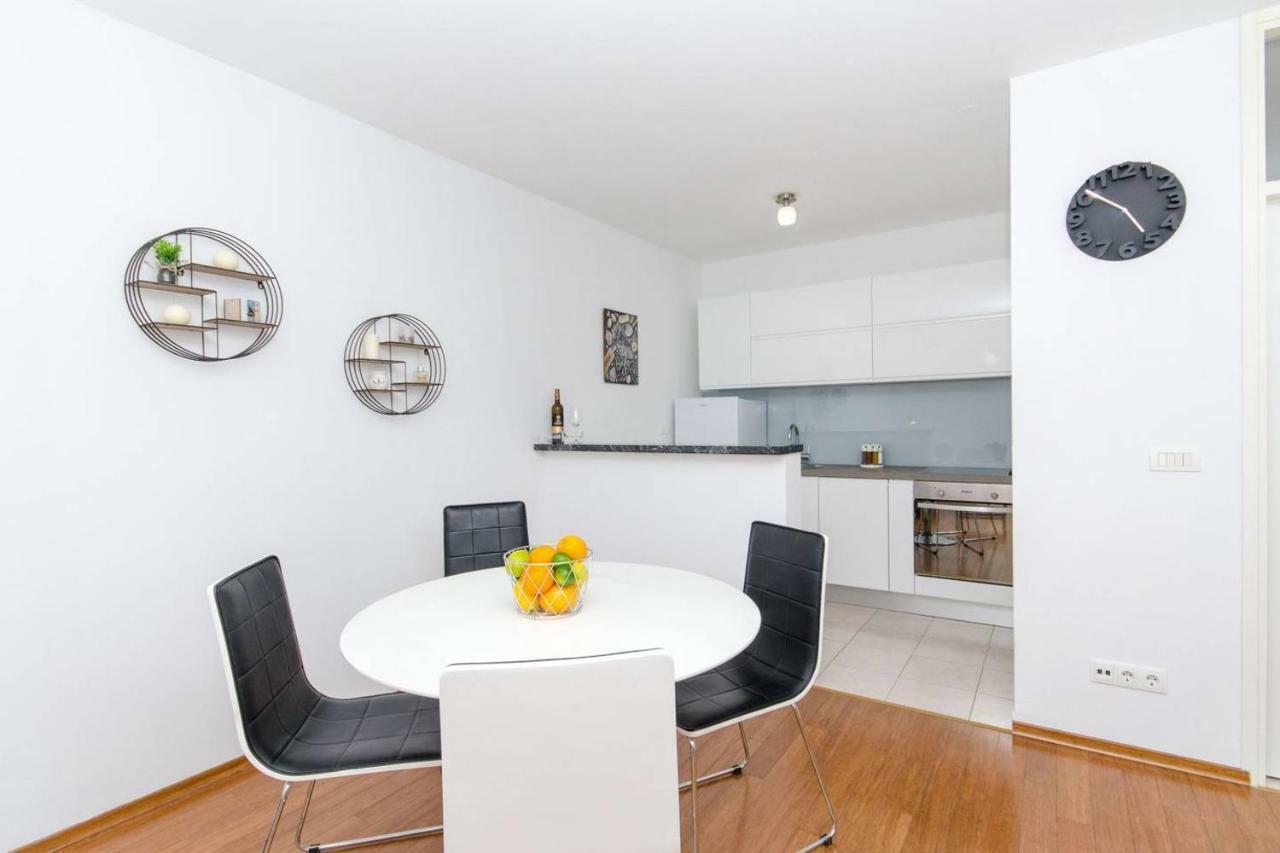 Apartment Sara Split Extérieur photo