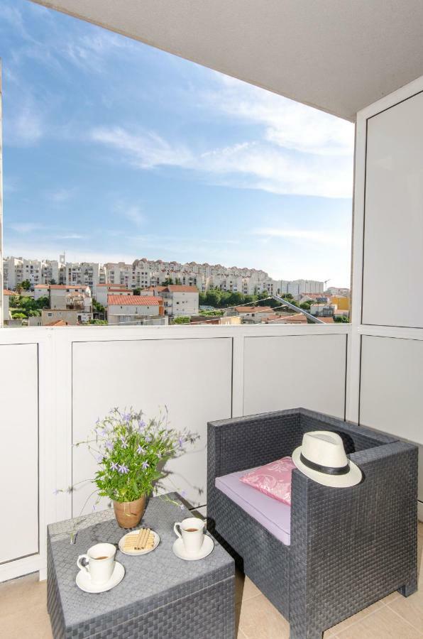 Apartment Sara Split Extérieur photo